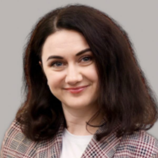 Елена Сарычева